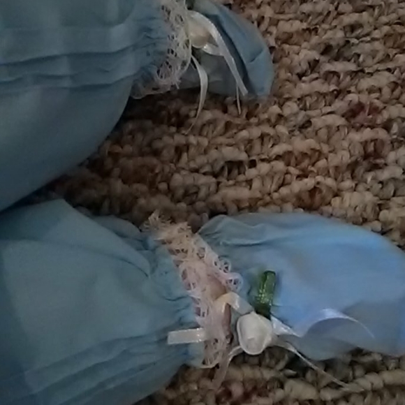 New in box Paradise Galleries Doll - Picture 6 of 8